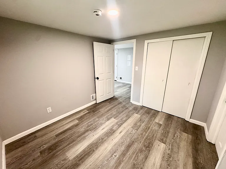 6 Irma Ln — Photo 9