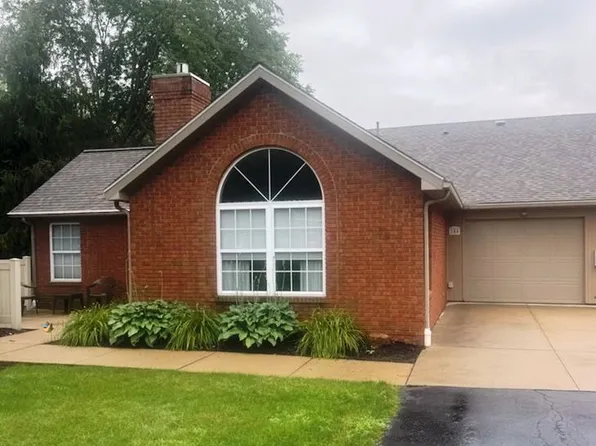 144 Beau Chemin Ave, Louisville, OH 44641