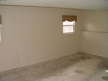 4th image of 110 NE Red Bridge Ct #C