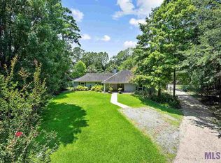 8310 Hermitage Dr, Denham Springs, LA 70726