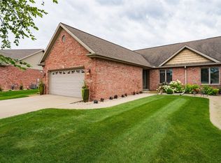 3903 Dunloe Pl, Bloomington, IL 61704