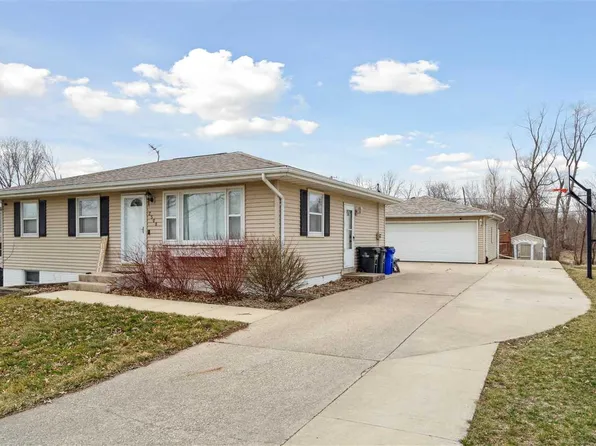 2500 Lori Dr SW, Cedar Rapids, IA 52404