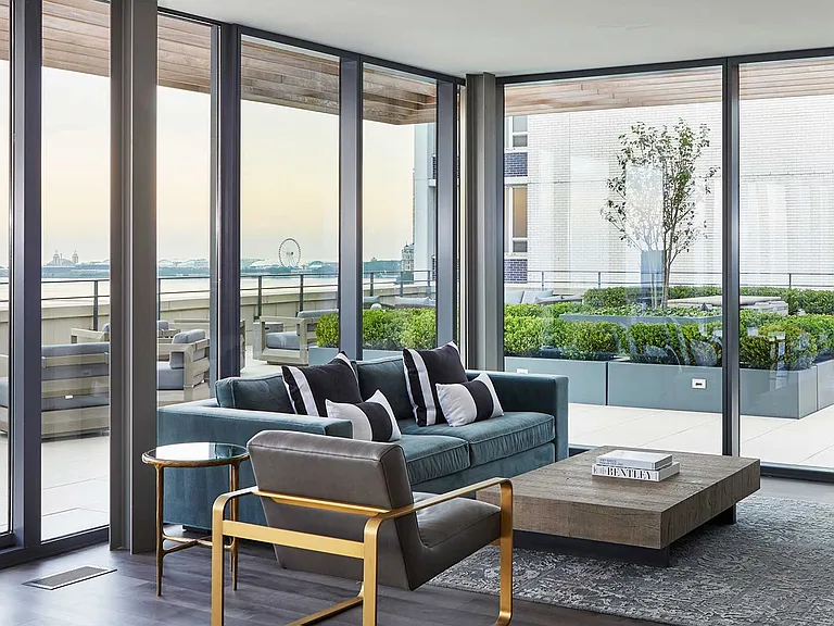 The private roof top club also features a commercial kitchen, bar and beverage center, perfect for hosting an unforgettable evening.