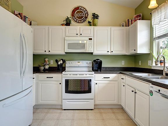 5th image of 10215 E Avondale Cir