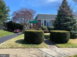 9117 Ferndale St, Philadelphia, PA 19115