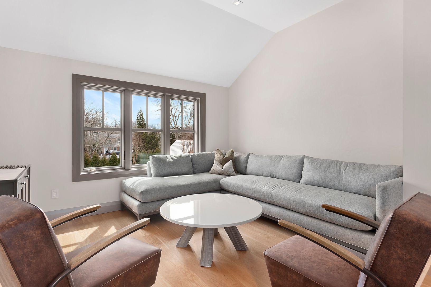  Upstairs Sitting Area