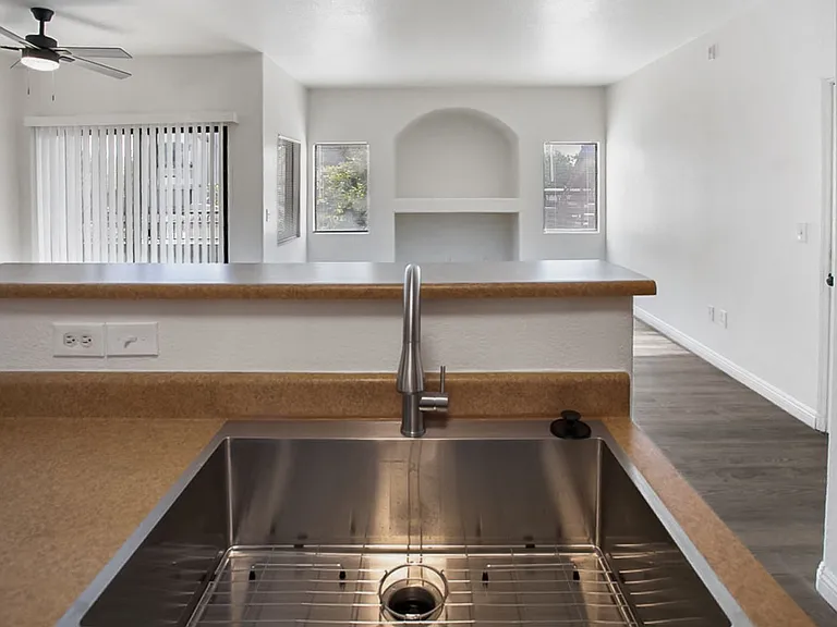 8250 N Grand Canyon Dr #1100 — Photo 11