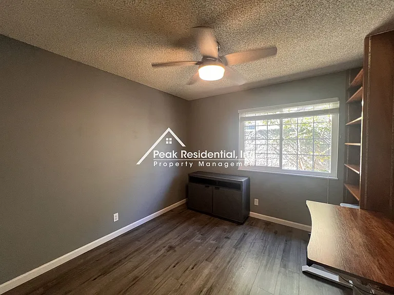 5541 Walnut Ave — Photo 13
