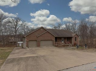 1679 Estate Dr, Warsaw, MO 65355