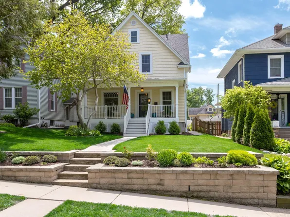 2321 Fulton Ave, Davenport, IA 52803