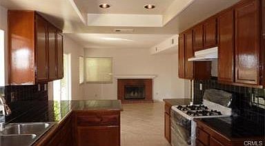 2nd image of 1305 Gazania Cir