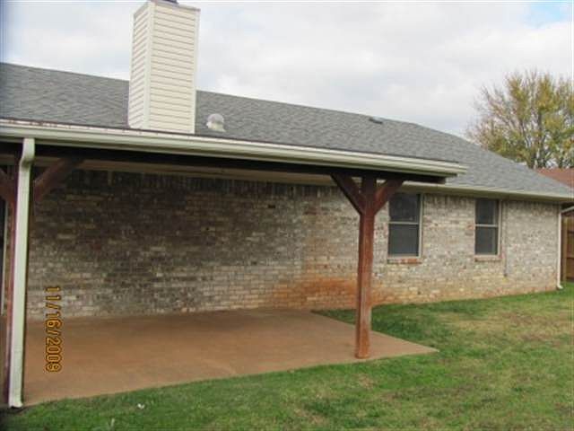 2nd image of 726 Drexal Pl