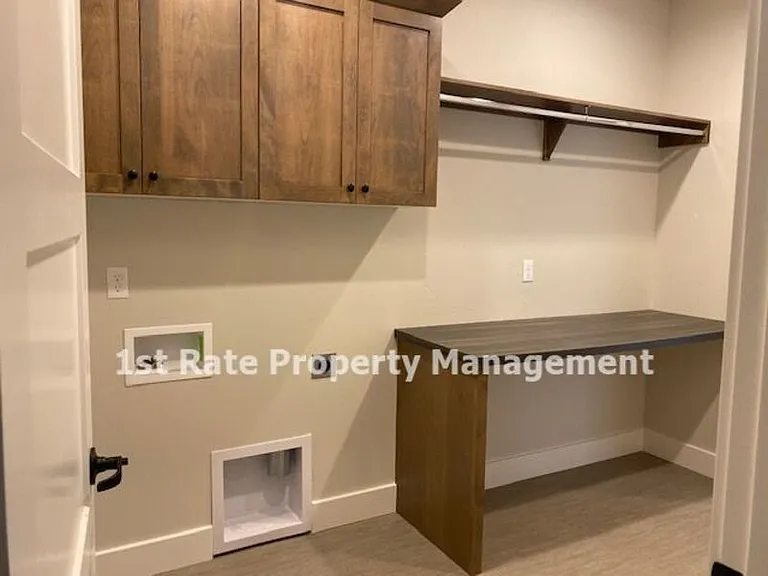 5686 E Clear Ridge St — Photo 18