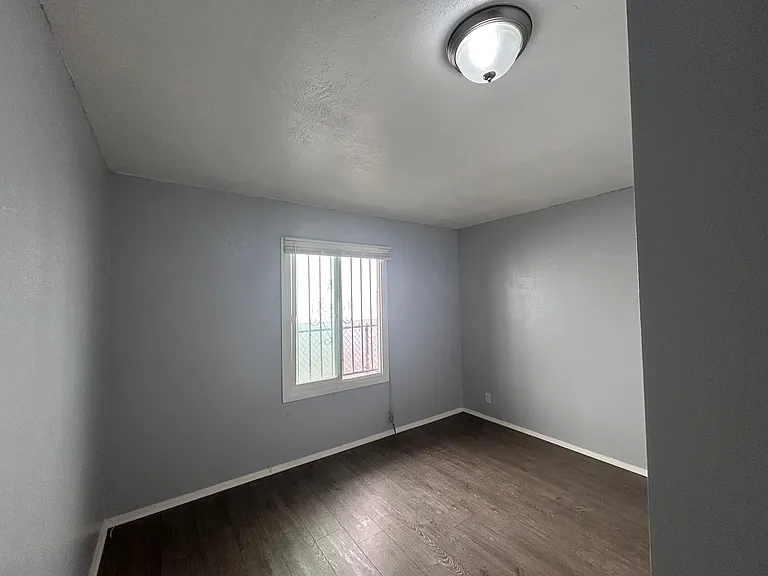 1434 W 145th St — Photo 21