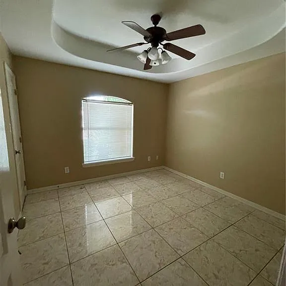 2216 N Erica St #2 — Photo 8