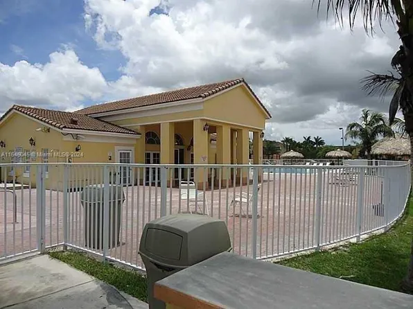1662 SE 27th Dr Unit 207, Homestead, FL 33035