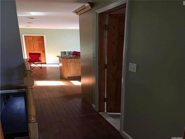 2nd image of 5512 96th St
