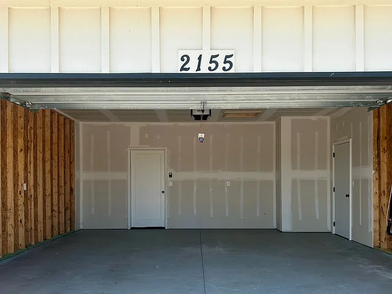 2113 N Reece Rd #2113 — Photo 3