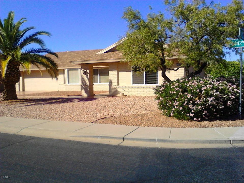 1st image of 20403 N 142nd Ave