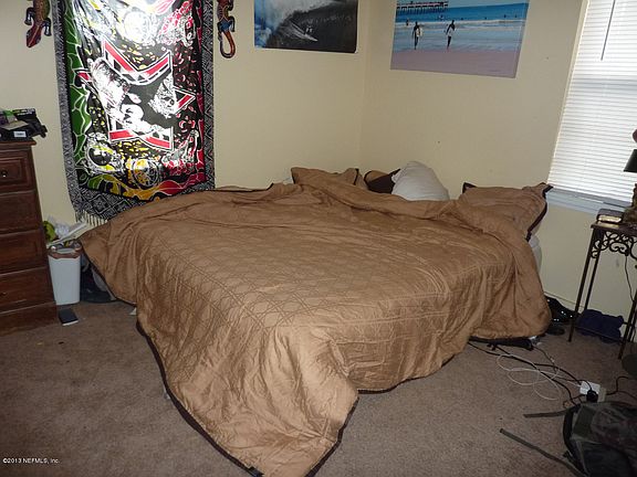5th image of 803 2nd Ave S