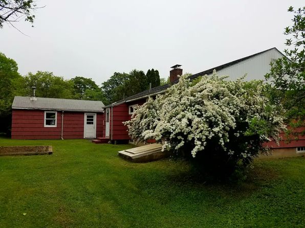 25 Fluker St