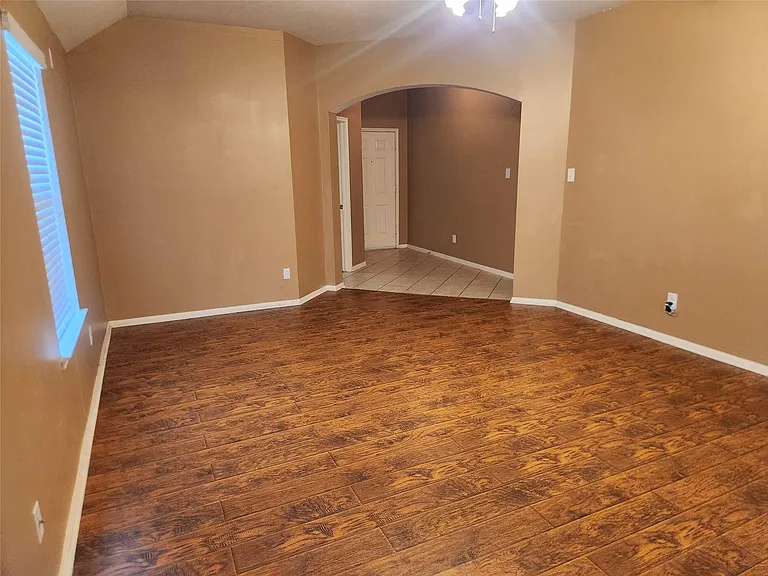 2 Signal Hill Dr — Photo 5