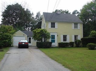 22 Dean St, Cranston, RI 02920