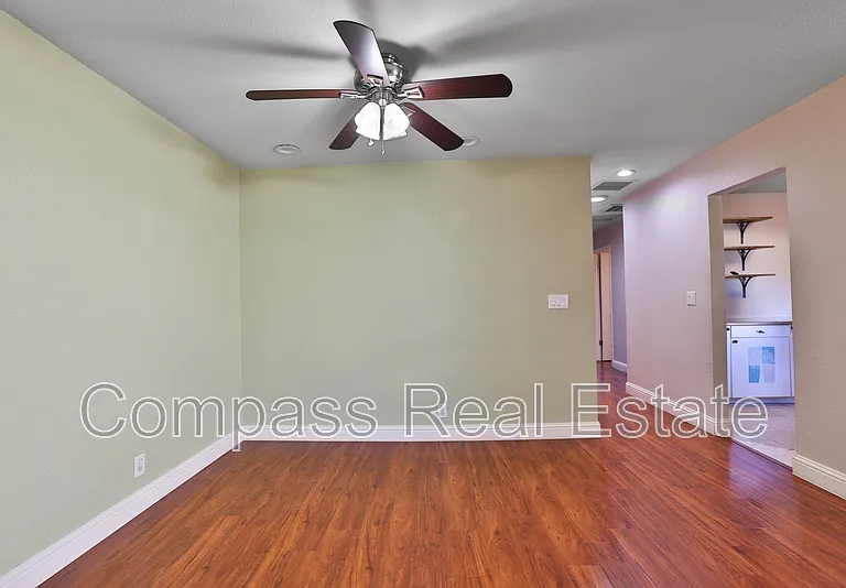 31101 Fredi St — Photo 6