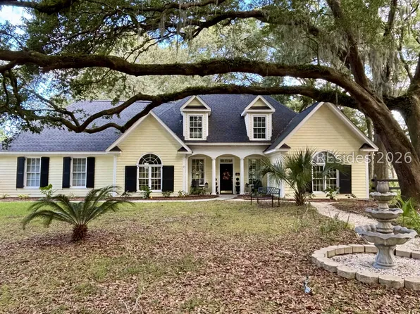 28 Barnwell Drive, Beaufort, SC 29907