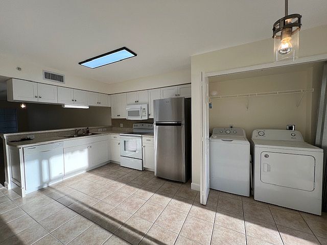 Kitchen and Laundry area