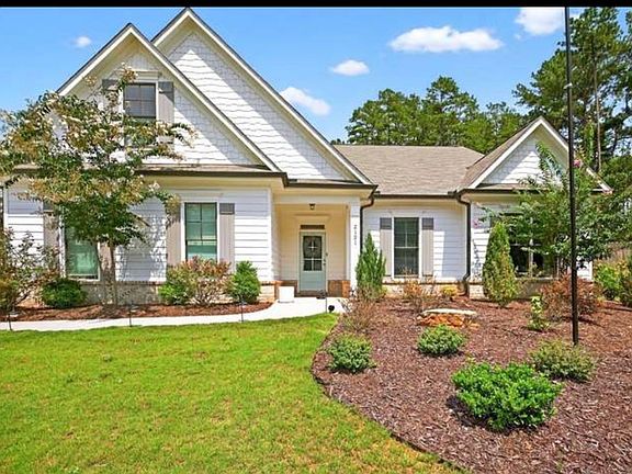 2nd image of 2121 Charmond Dr