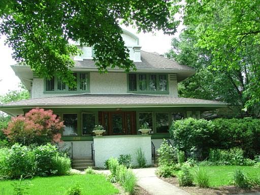 1st image of 639 N Fair Oaks Ave