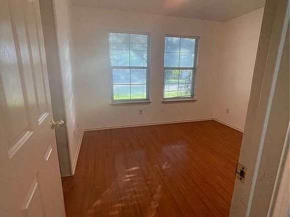 3rd image of 3587 Rock Shelf Ln