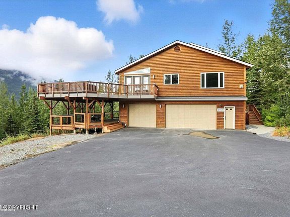 3rd image of 27628 Paramount Dr