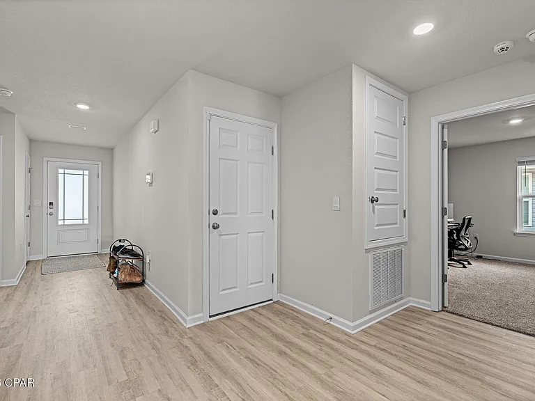 6568 Slabinski Ln — Photo 20