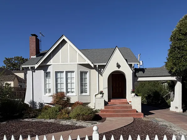 1009 Walnut St, San Carlos, CA 94070