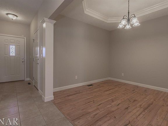 4th image of 7 Crista Ann Ct