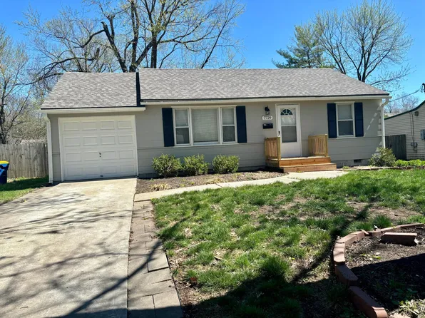 7729 Robinson St, Overland Park, KS 66204