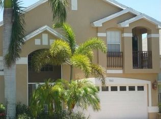 3562 Kent Dr, Naples, FL 34112