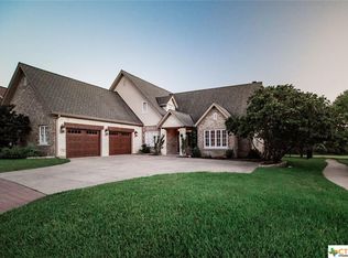 31 Meadow Vw, Victoria, TX 77904