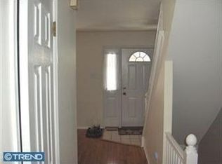 19 Eusden Dr, Aston, PA 19014