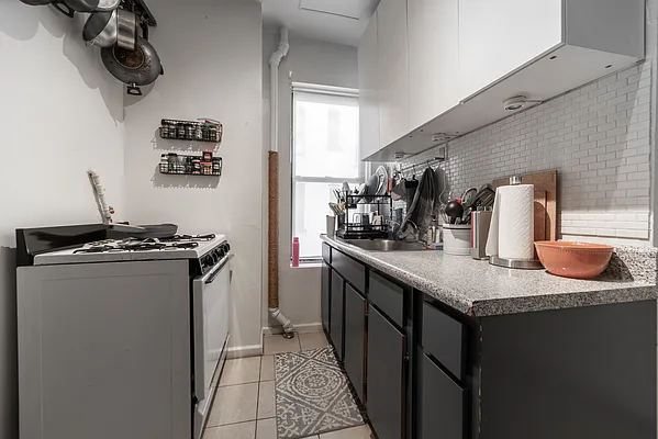 Rented by Joel Scharf, LREB | media 9