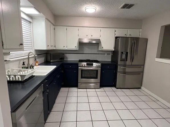 7909 Creekmere Ln, Austin, TX 78745