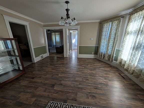 4th image of 610 Michener St