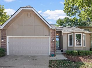 2027 Condolea Dr, Leawood, KS 66209