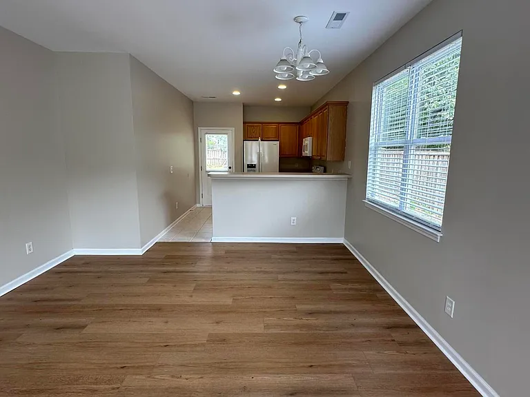 279 Coralstone Ct — Photo 2