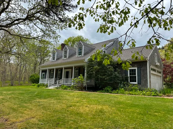35 Woody Bottom Rd, West Tisbury, MA 02575