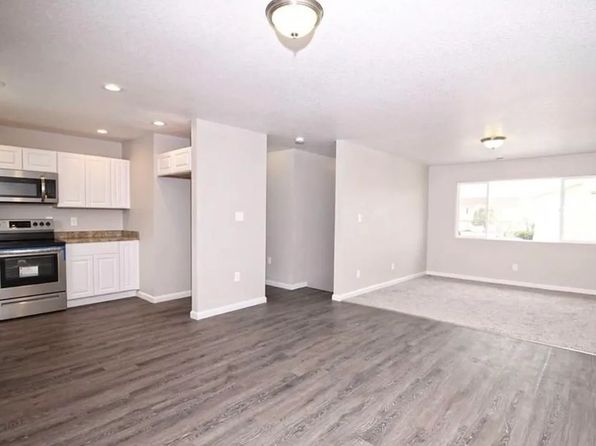 33 Yorkshire Rd #33