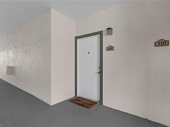 4th image of 23680 Walden Center DR #309