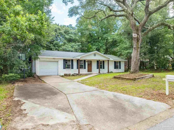 6108 Walton St, Pensacola, FL 32503